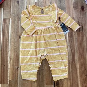 Baby girl jumpsuit